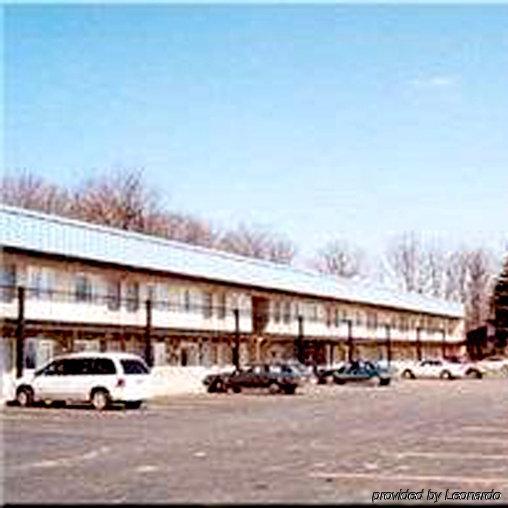 Motel Super 8 By Wyndham Hazleton Exterior foto